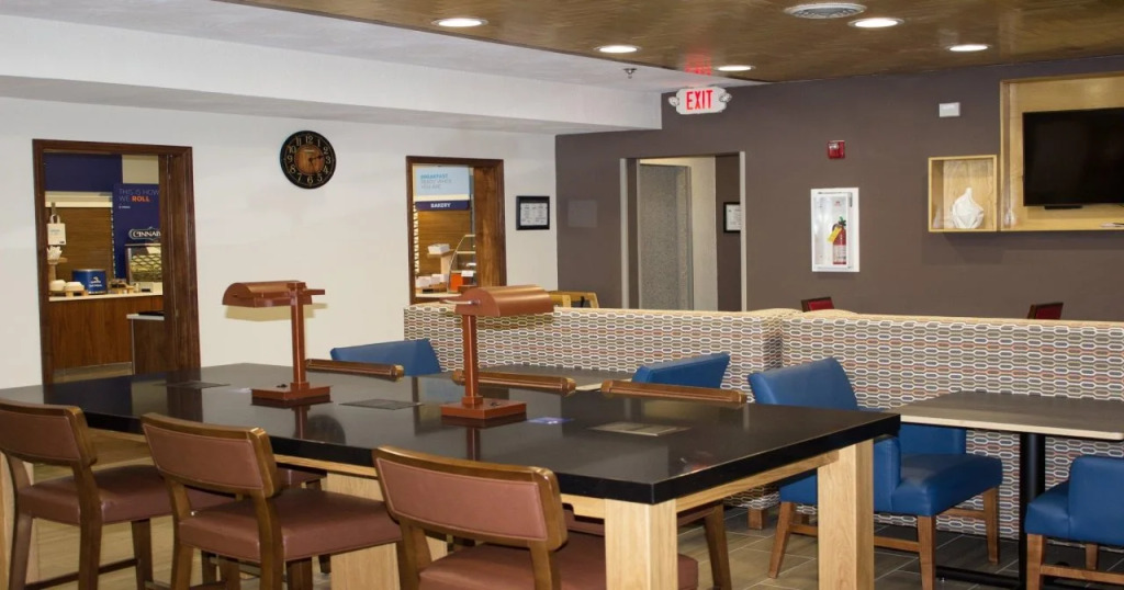 Holiday Inn Express Winfield by IHG