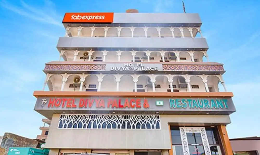 FabExpress Divya Palace