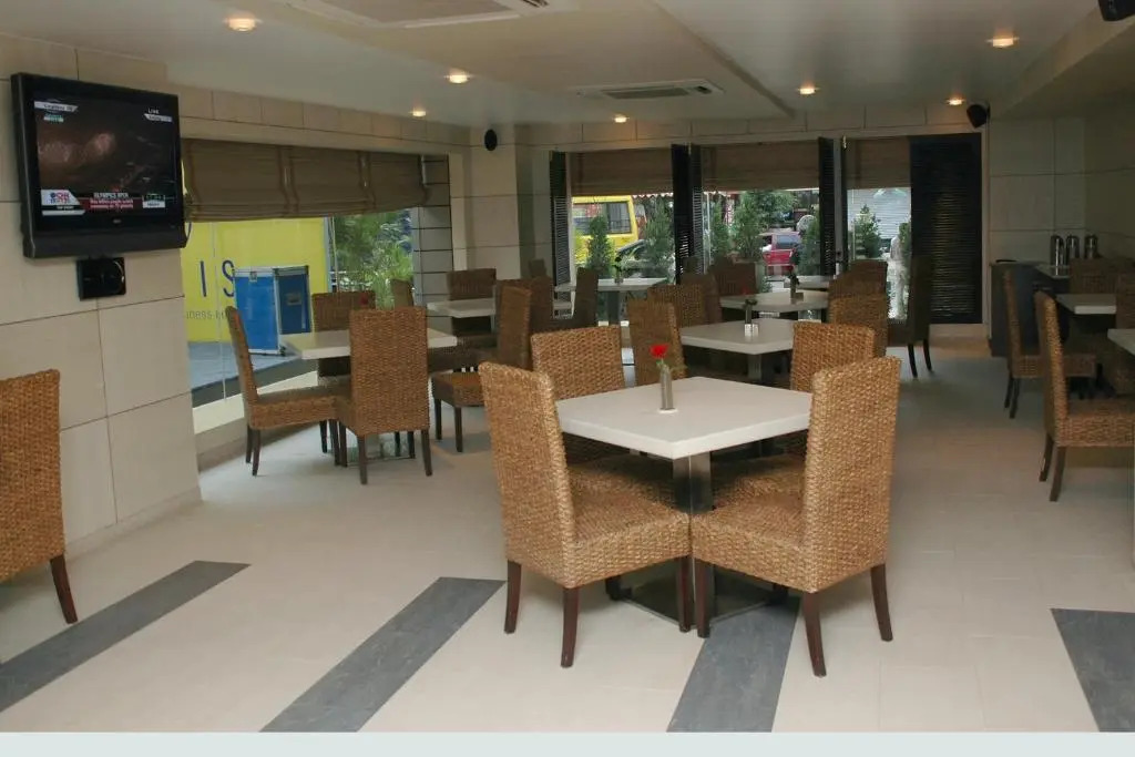Iris The Business Hotel