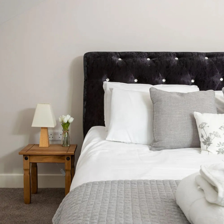 Lux Countryside Haven Mins to Beach Garden