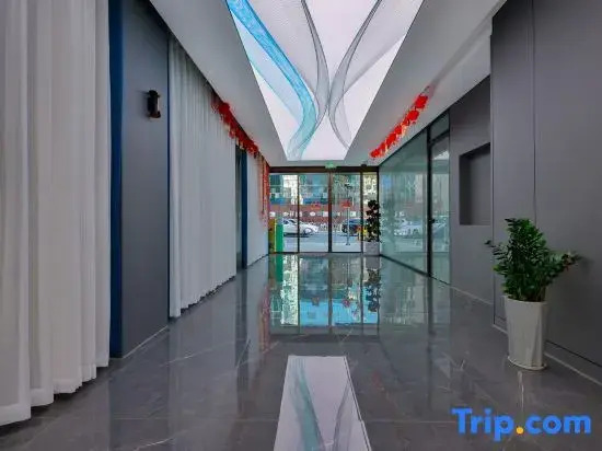 Junhan Smart Hotel (Nanping Pedestrian Street Tangzixiang Subway Station Store)