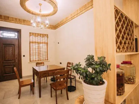 Guinange Hostel