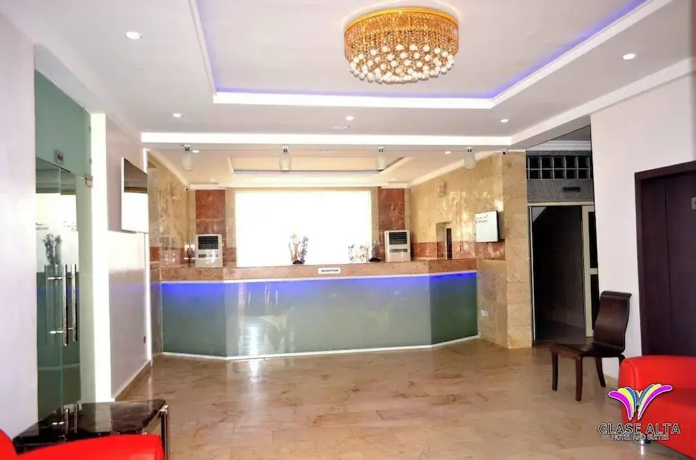 Clase Alta Hotel and Suites Limited