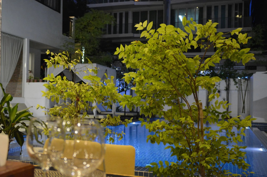 Home Chic Hotel