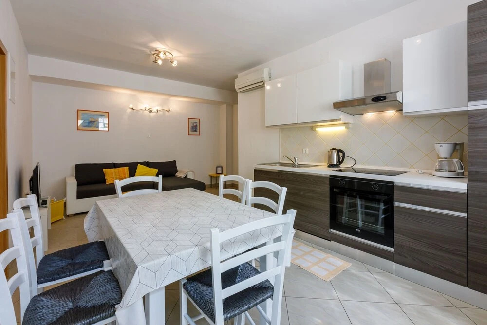 Apartment Jadranovo III
