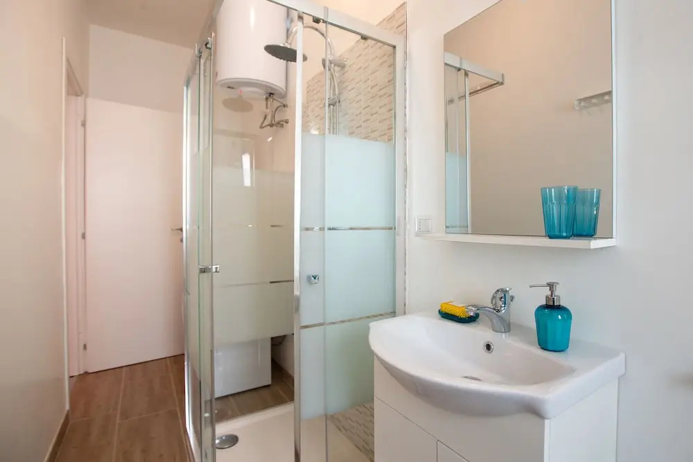 Home Hotel - Transiti 21