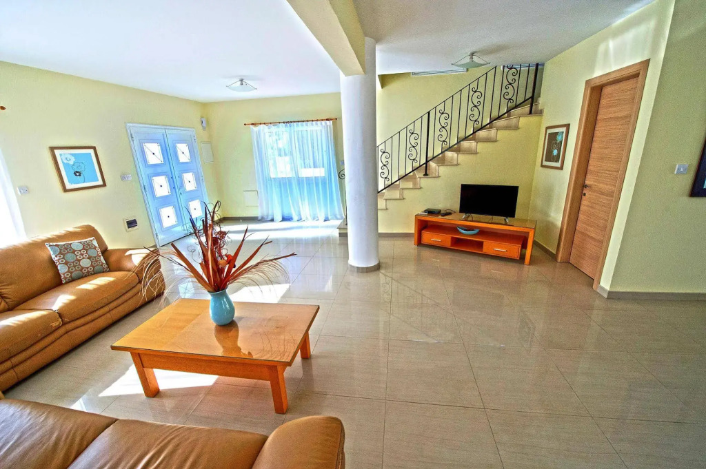 Hara Nissi Beach VIllas