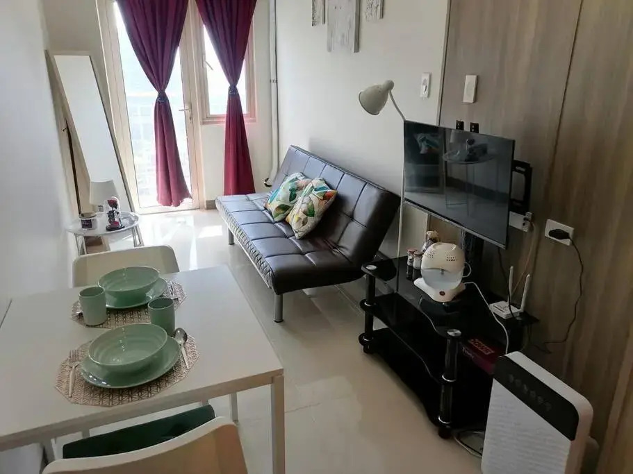 SMDC Coast Residences - Entire 1BR Condo with stunning view from 24th Floor