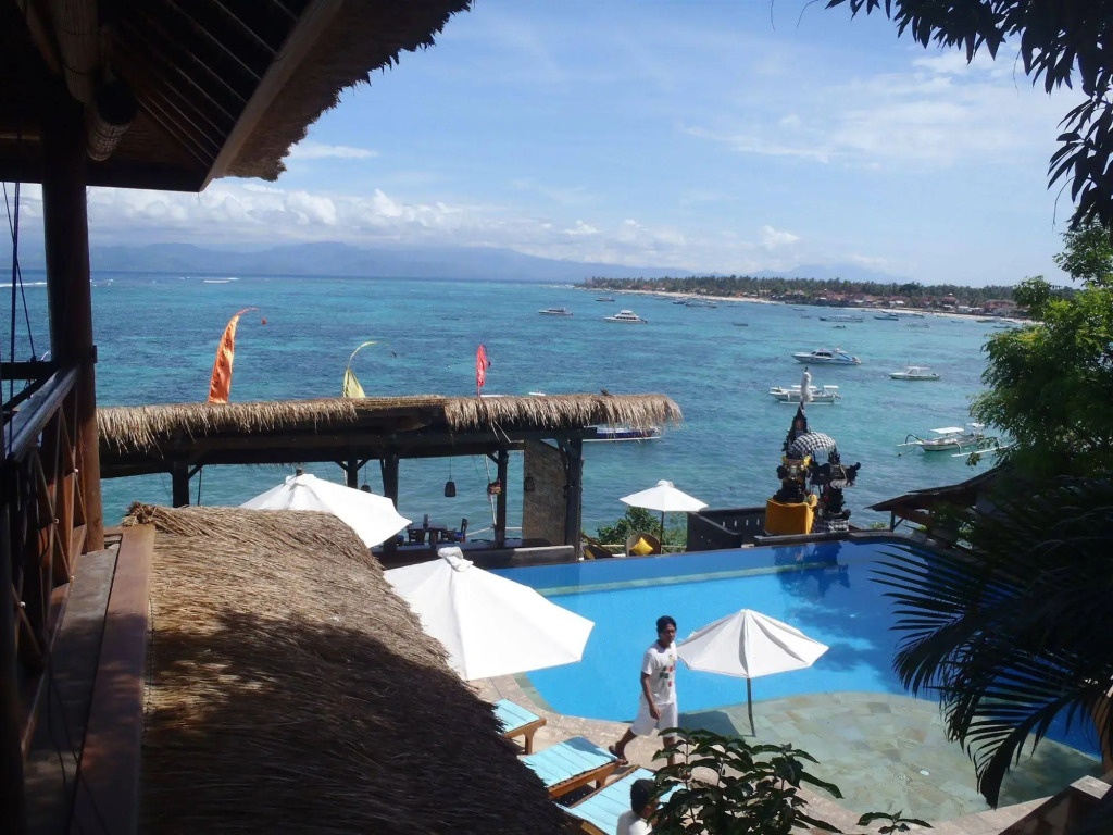 Lembongan Beach Club & Resort