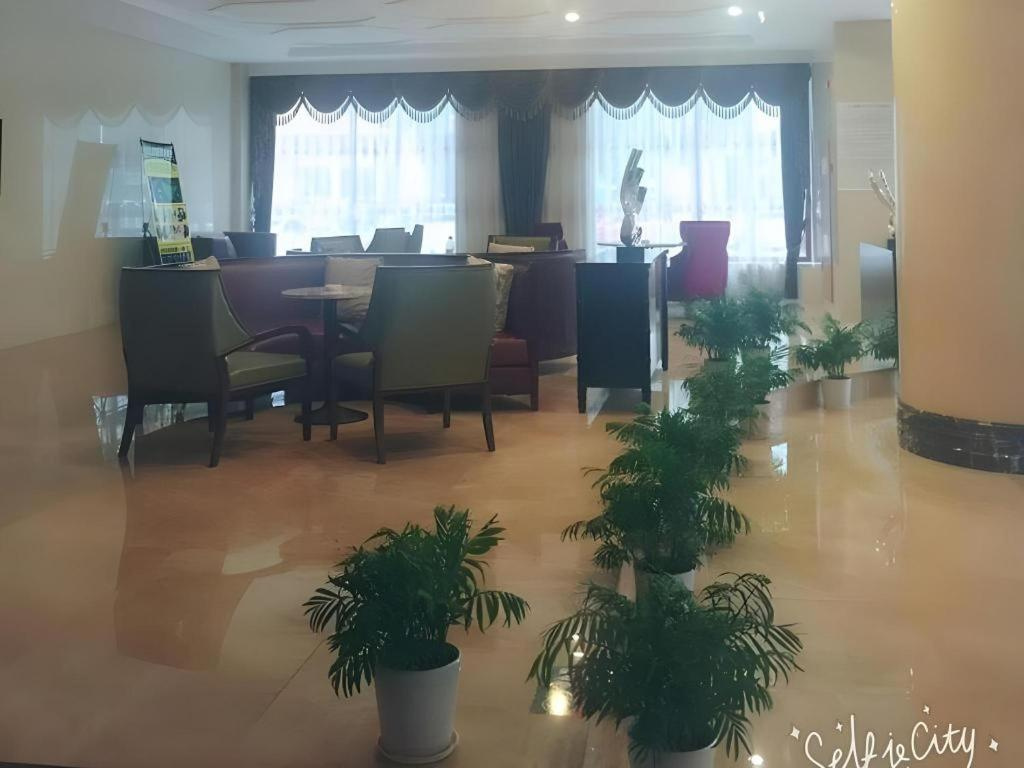GreenTree Inn HuZhou AnJi YingBin Avenue Express Hotel