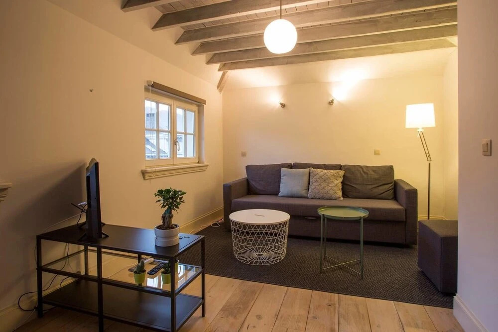 Saint Pauls Suite 17