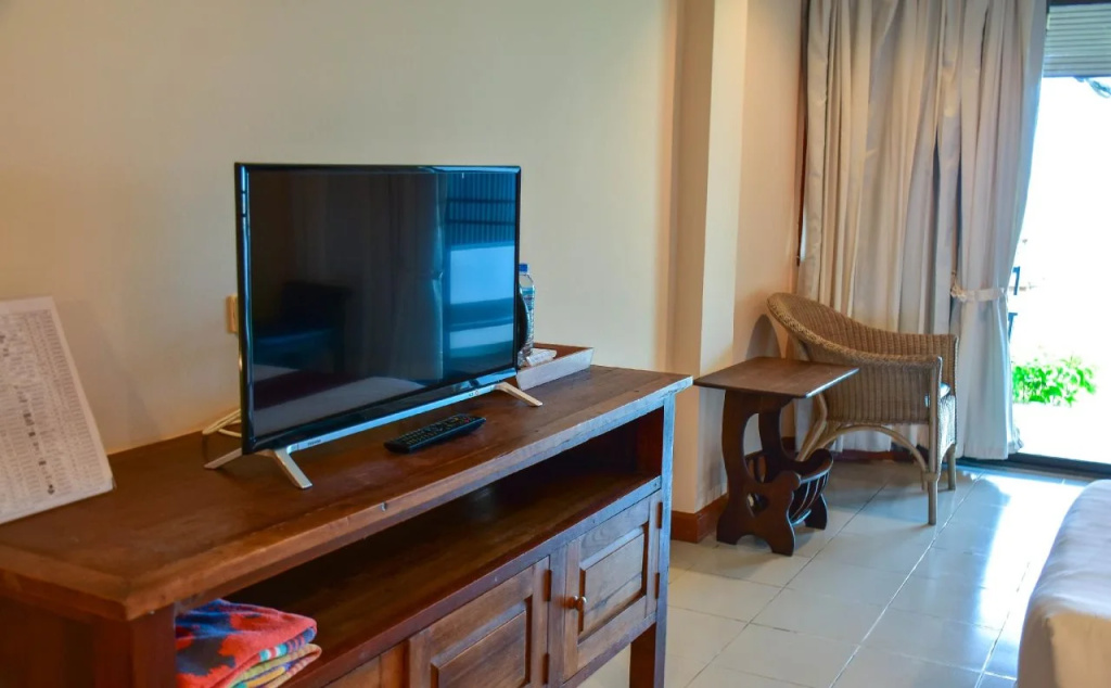 Sea Memories White Sand Beach Hotel