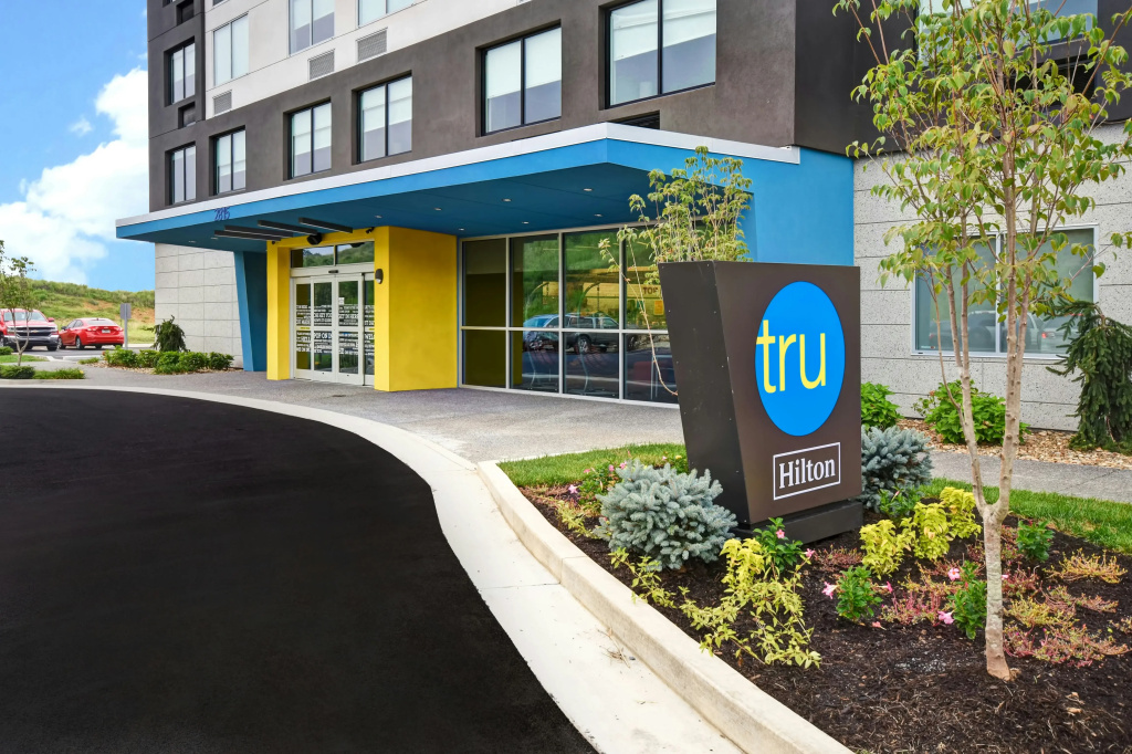 Tru by Hilton Pigeon Forge, TN