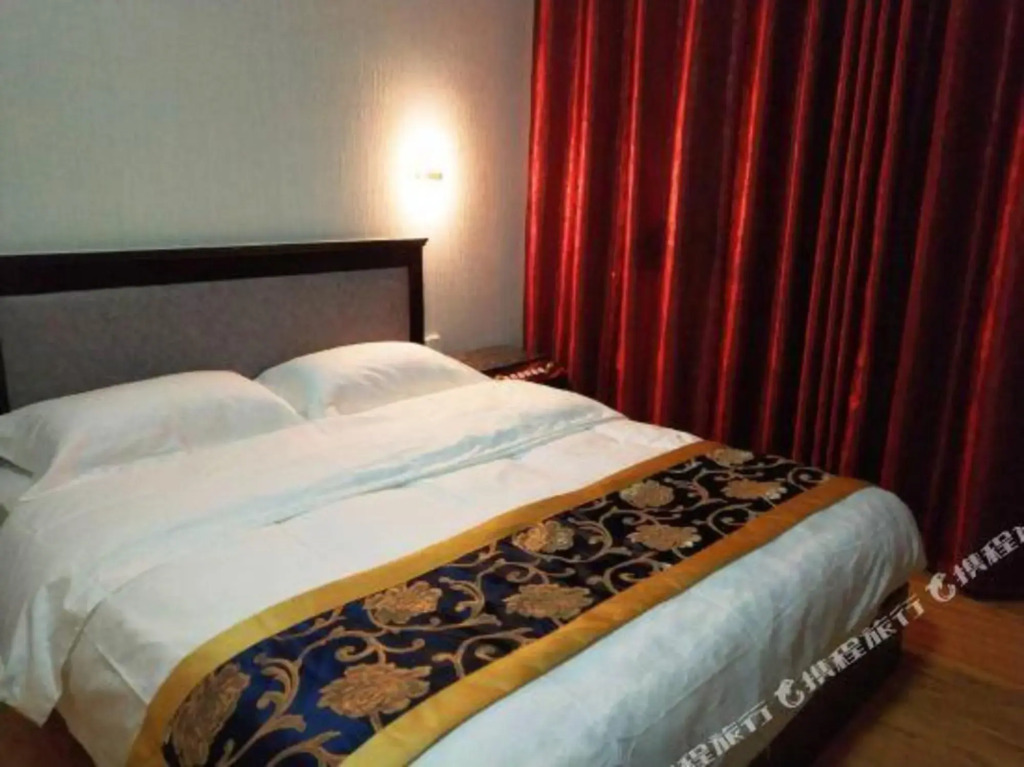 Yuxi Jinhua Hotel
