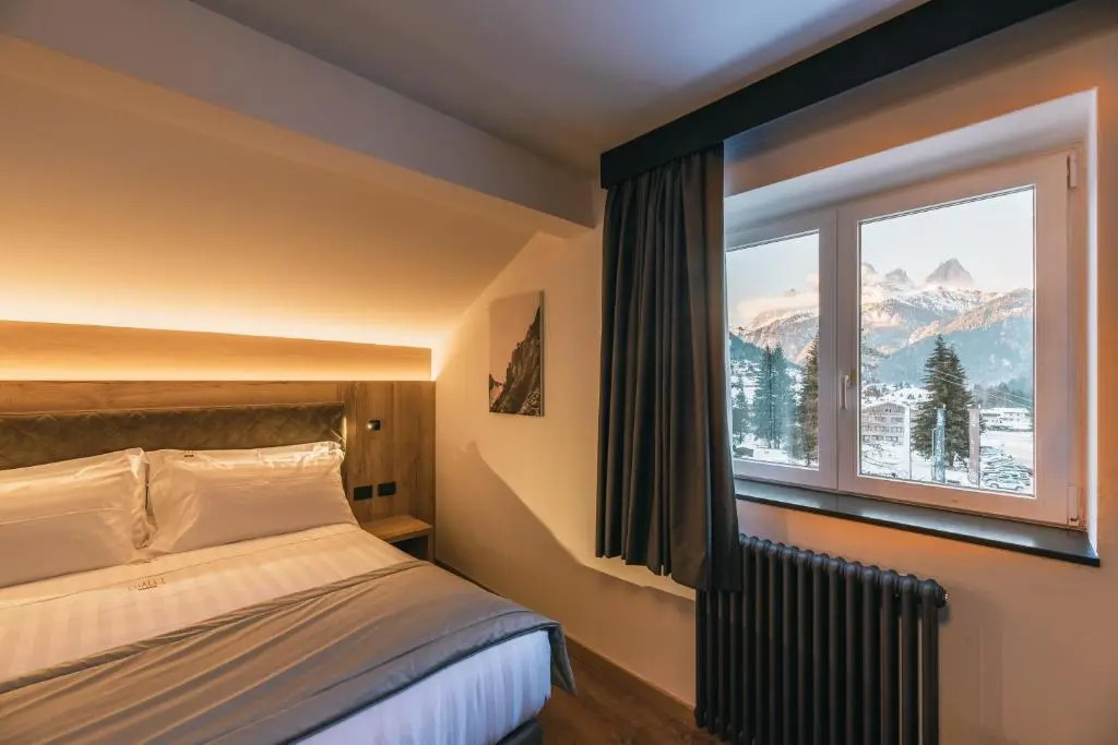 Chalet Queen