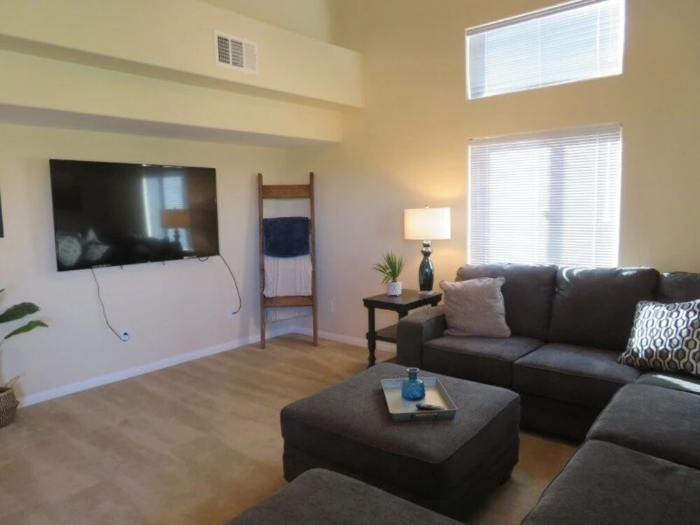 David And Johnelle R 3 Bedroom Condo