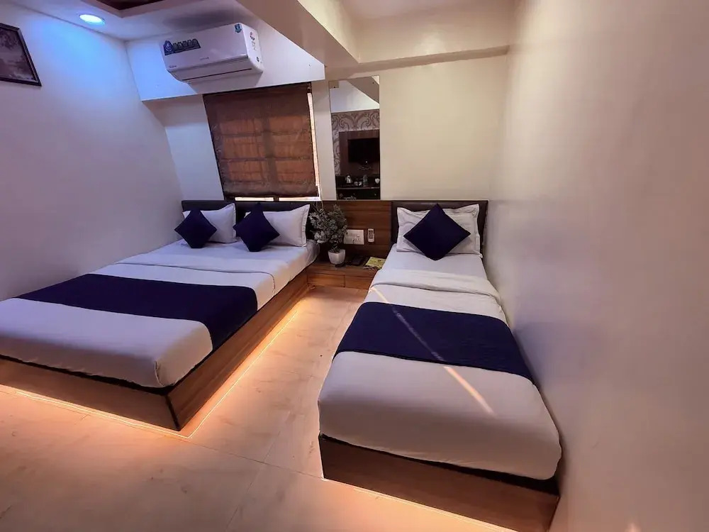 Hotel Ashyana - Near To Grant Road Station Mumbai