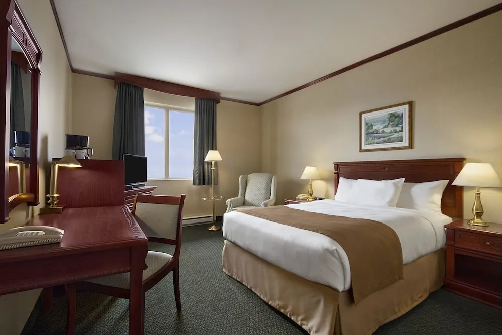 Park Inn Aeroport Montreal