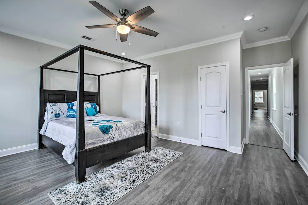 6 Mi to French Quarter: Modern New Orleans Gem