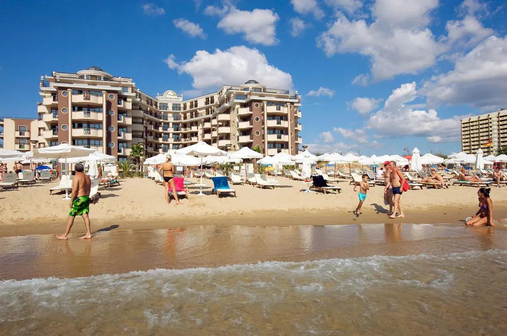 Golden Beach Hotel