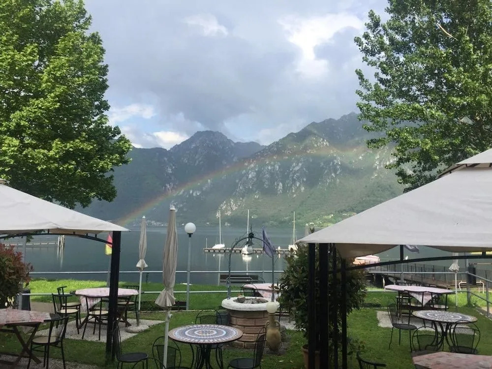 Albergo al lago