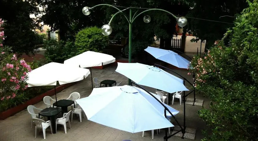 Hotel Moderno