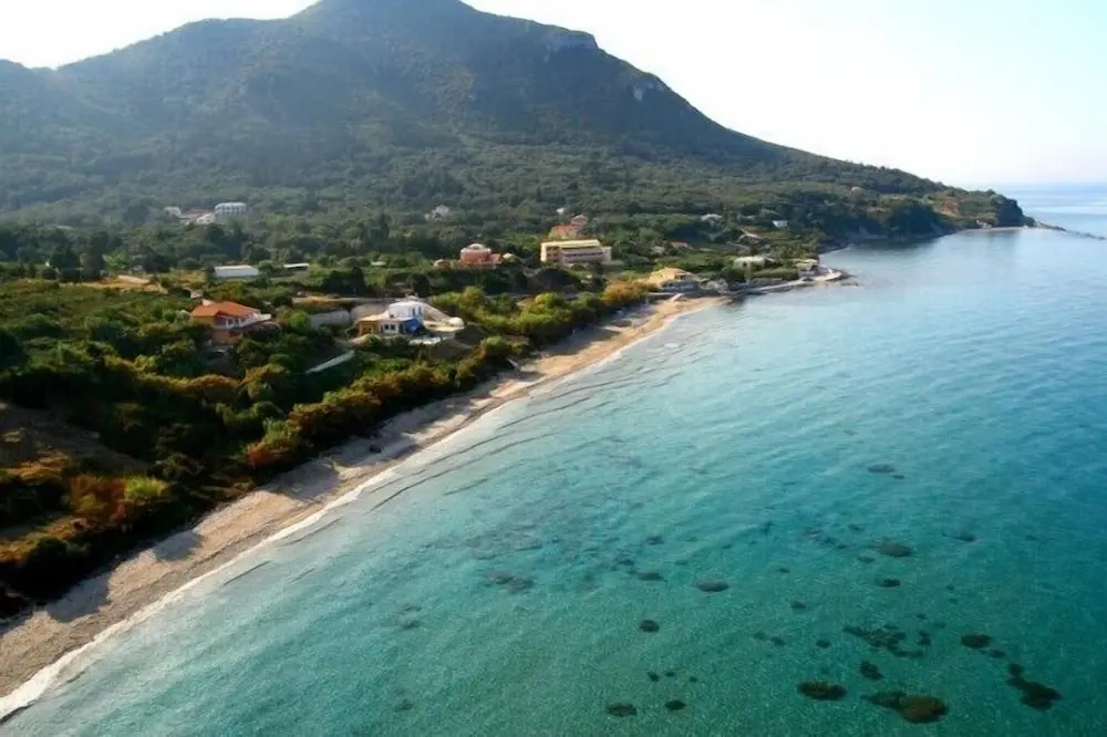 Paramonas Hotel