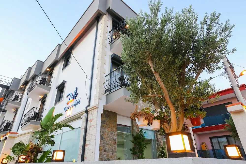 Dali Boutique Hotel