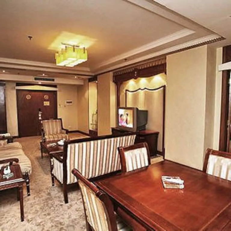 Jingang Hotel