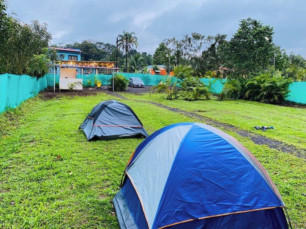 Arenal Camping