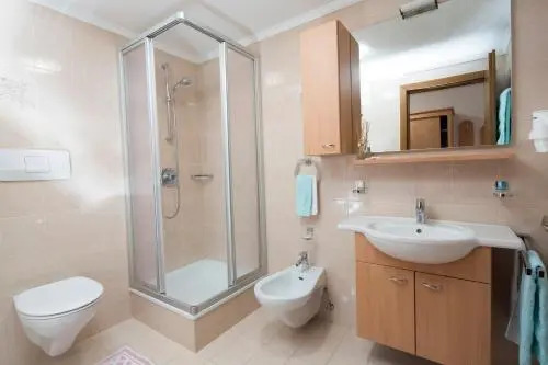 Adria Garni B&B Residence Corvara