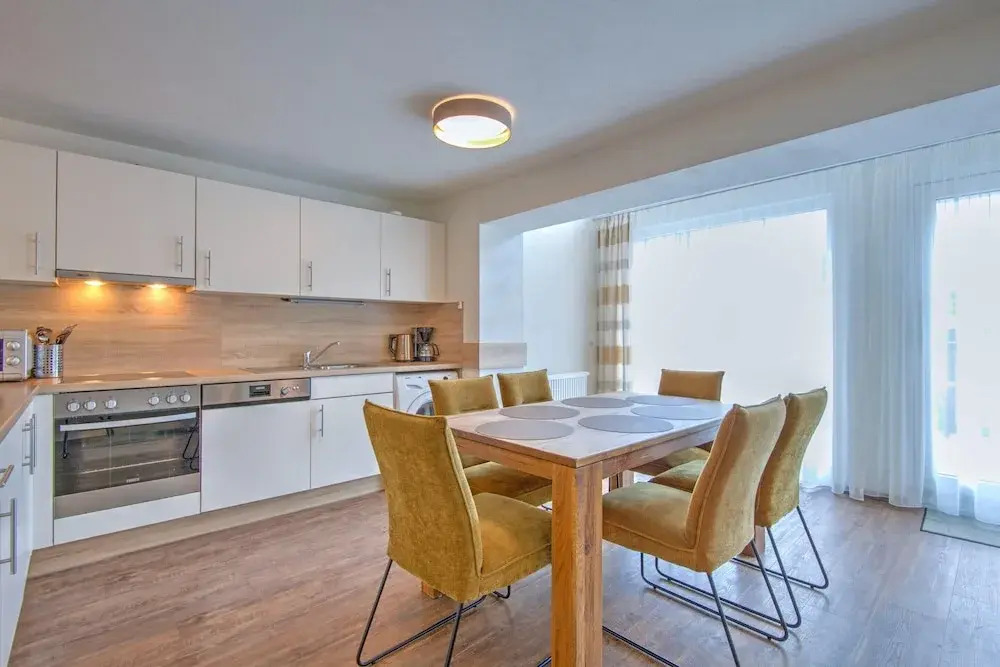 Ski-in, Ski-out Brunner Apartment, Wildschonau