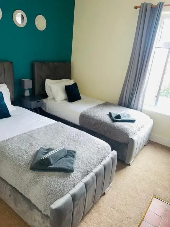 Selston House, Beautiful Cottage Home for 5 Guests, Cul-de-sac on Private Road