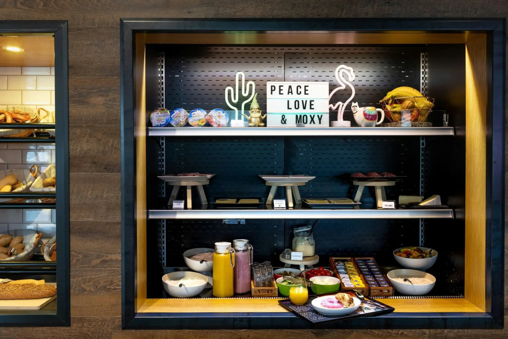 Moxy Brussels City Center