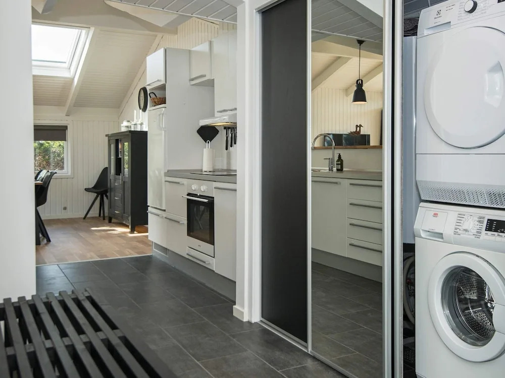 Nice Home In Hvide Sande With Sauna