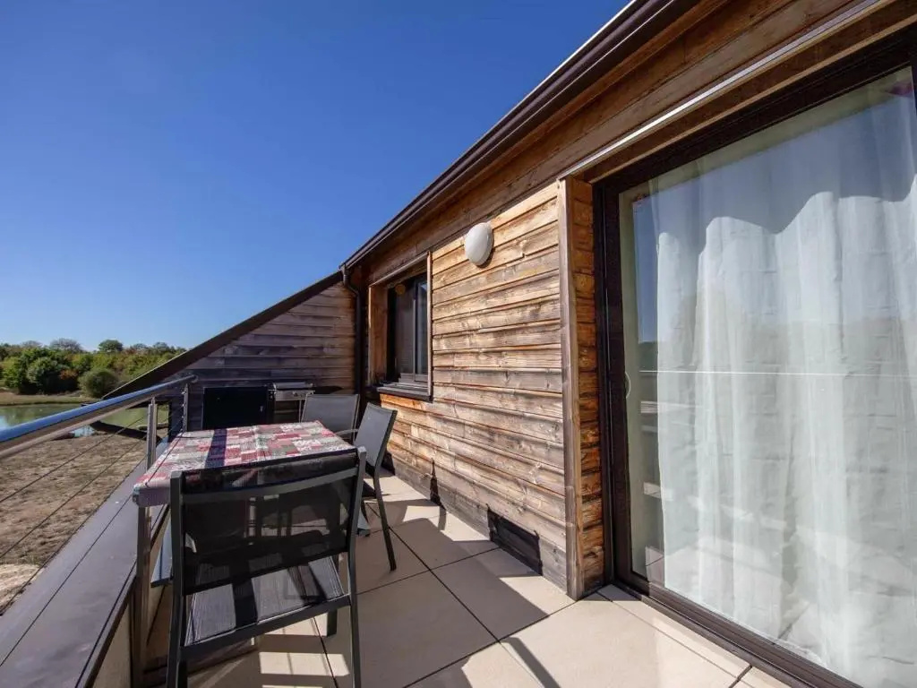 Gîte Jouy-le-Potier, 3 pièces, 4 personnes - FR-1-590-103