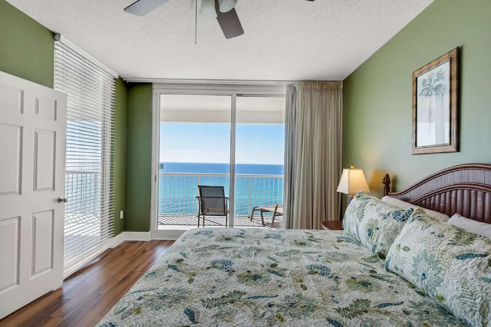 Majestic Beach Resort Tower II, 3 Bedroom Apartment