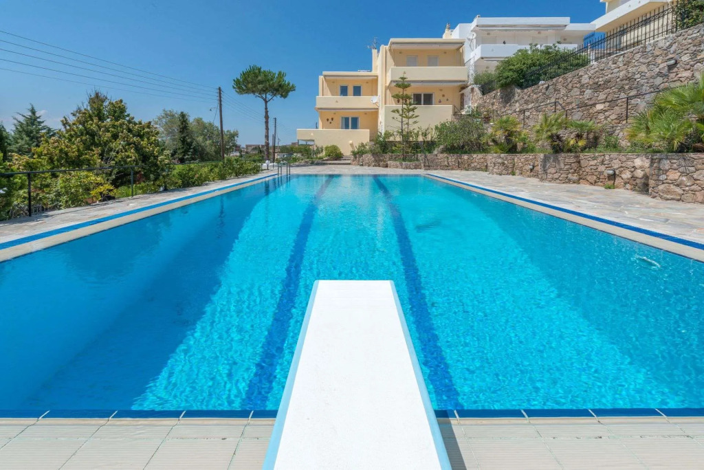 Villas In Sounio