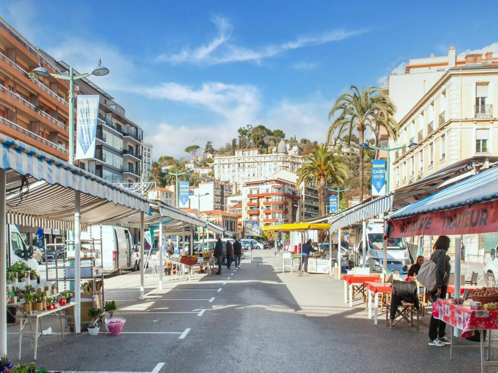 Menton Apartment