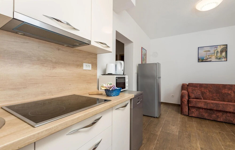 Stunning Apartment in Banjol With 1 Bedrooms, Wifi and Outdoor Swimming Pool