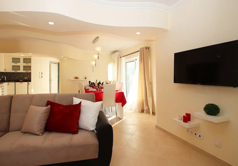 Villa Moorea - Moradia com piscina aquecível, ginásio e BBQ - Galé, Albufeira