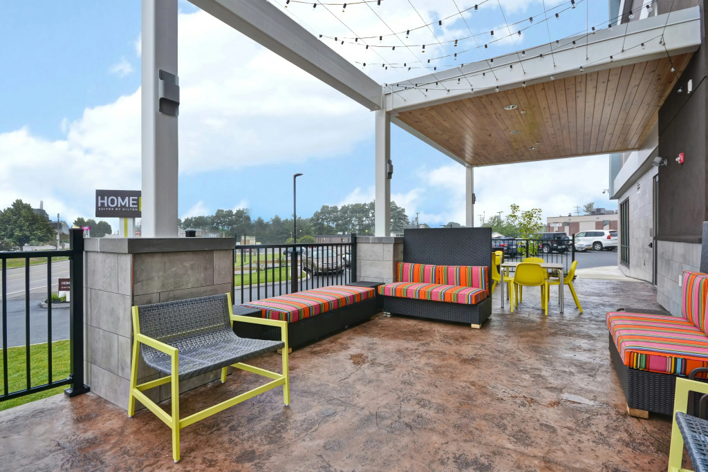 Home2 Suites By Hilton Portland Airport