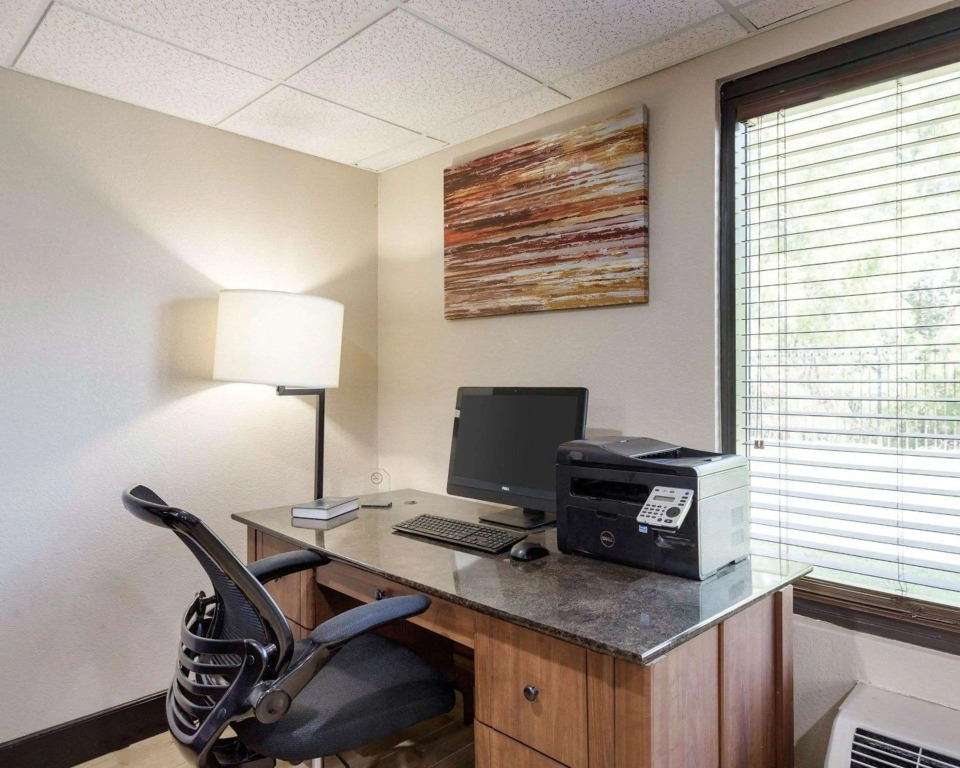 Quality Inn Olive Branch - Memphis South