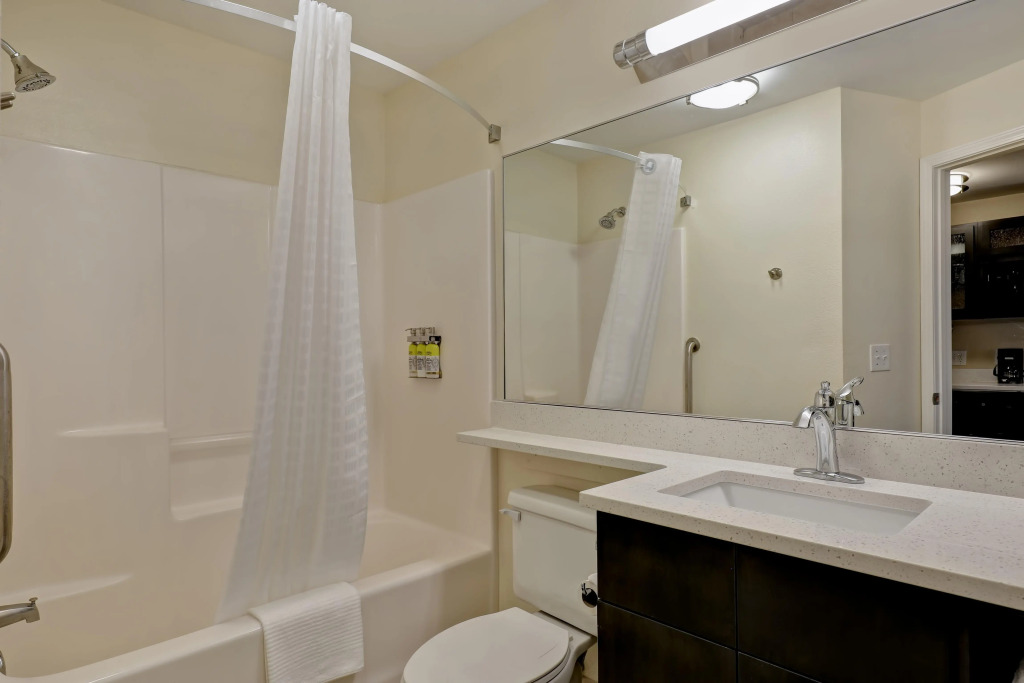 Candlewood Suites Indianapolis - South by IHG