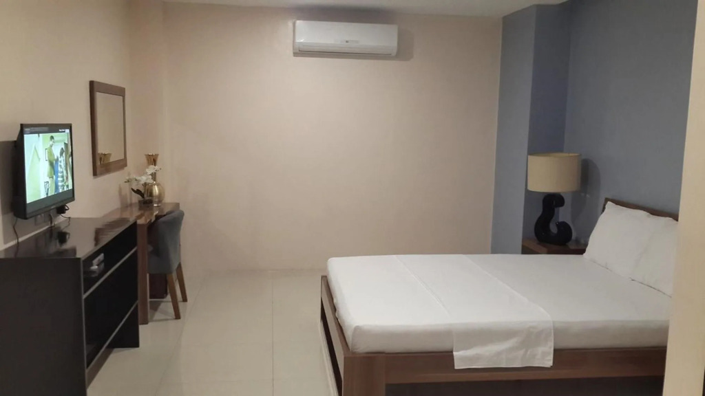 YBC Grand Hotel