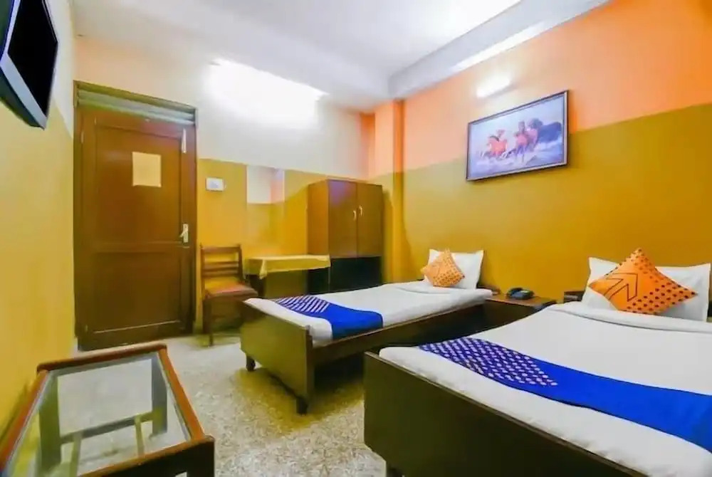 Hotel Embassy