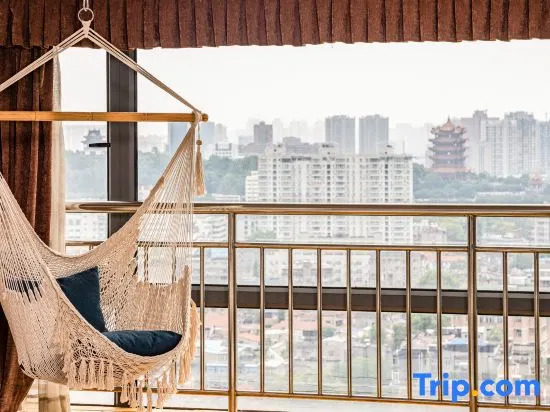 Designer's Apartment (Wuhan Tanhualin)