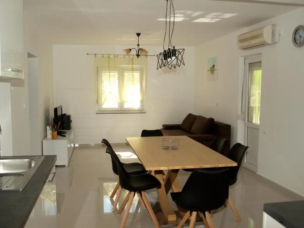 NEW Apartment Ema II