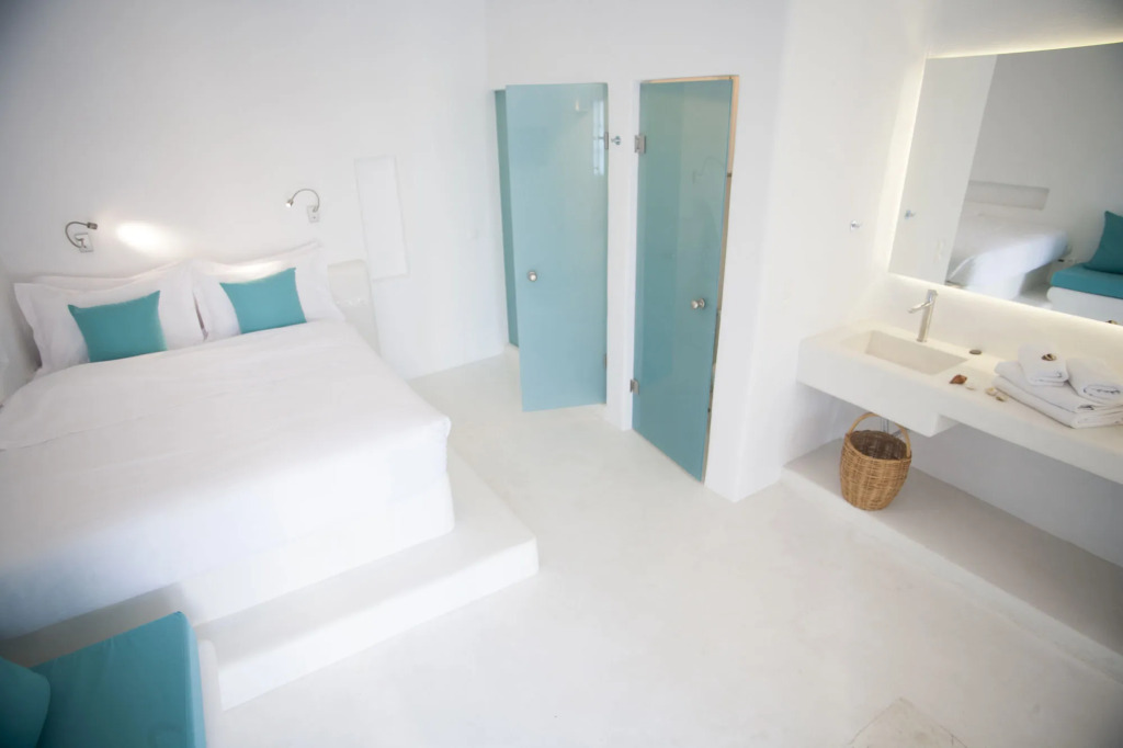 Mykonos Moussa