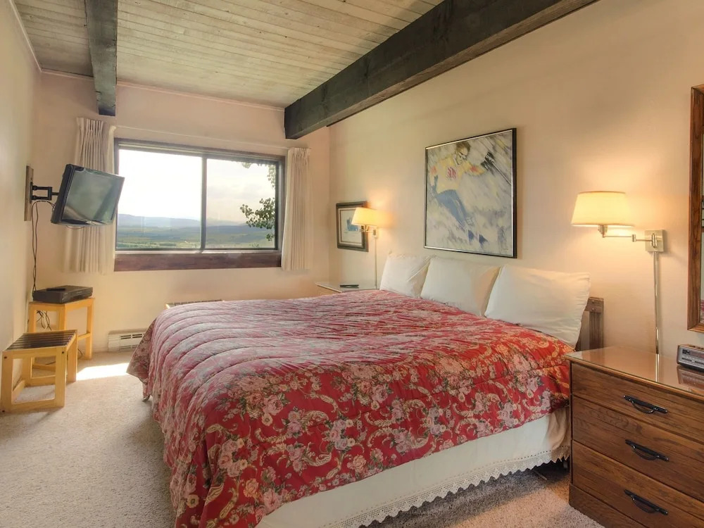 Storm Meadows Club Condominiums by Mountain Resorts